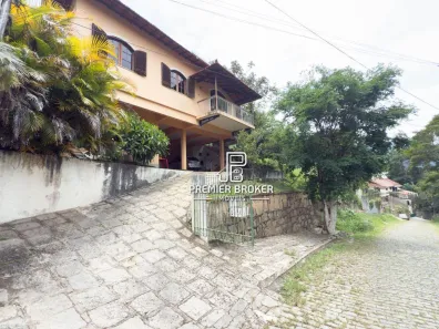 Casa com 4 Quartos à venda, 193m² no Quinta da Barra, Teresópolis
