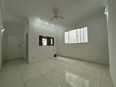 Apartamento com 2 Quartos à venda, 60m² no Vila Mathias, Santos
