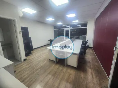 Sala Comercial para alugar, 91m² no Cidade Monções, São Paulo