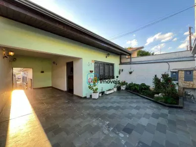 Casa com 3 Quartos à venda, 160m² no Vila Cordenonsi, Americana