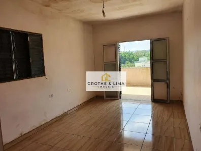 Sobrado com 4 Quartos à venda, 190m² no Jardim Primavera, Jacareí