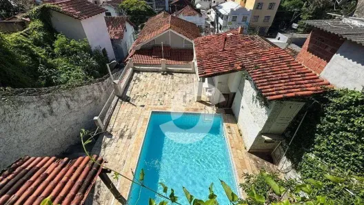 Casa com 7 Quartos à venda, 600m² no Ingá, Niterói