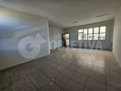 Sala Comercial para alugar, 45m² no Daniel Fonseca, Uberlândia