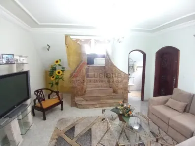 Sobrado com 3 Quartos à venda, 302m² no Parque das Nações, Santo André