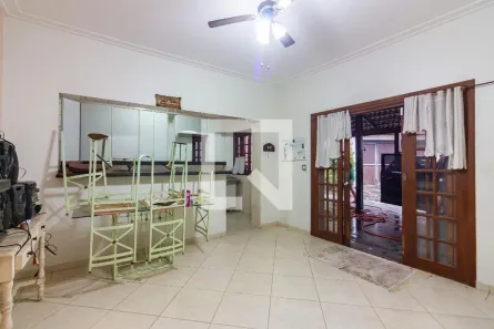 Casa com 3 Quartos à venda, 180m² no Vila Campesina, Osasco