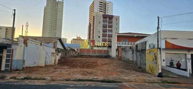 Lote/Terreno à venda, 744m² no Centro, Uberlândia
