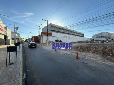 Lote/Terreno à venda, 2400m² no Centro-Sul, Cuiabá