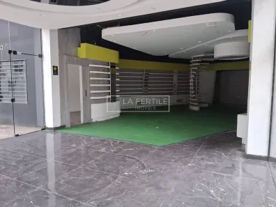Ponto Comercial para alugar, 350m² no Nações, Balneário Camboriú