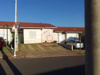 Casa de Condomínio com 2 Quartos à venda, 83m² no Jardim Almeida, Araraquara