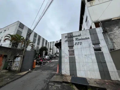 Apartamento com 2 Quartos para alugar, 59m² no Paineiras, Juiz de Fora
