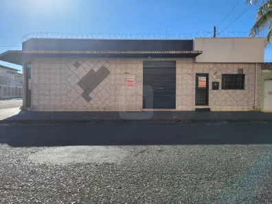 Ponto Comercial para alugar, 32m² no Martins, Uberlândia