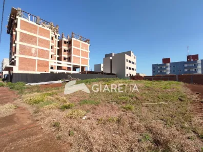 Lote/Terreno à venda, 450m² no Vila Becker, Toledo