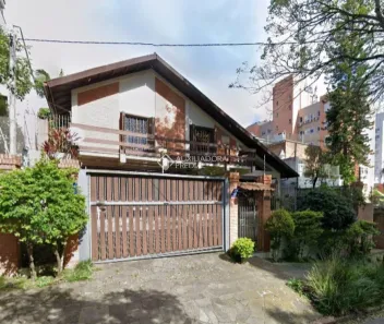 Casa com 3 Quartos para alugar, 190m² no Rio Branco, Porto Alegre
