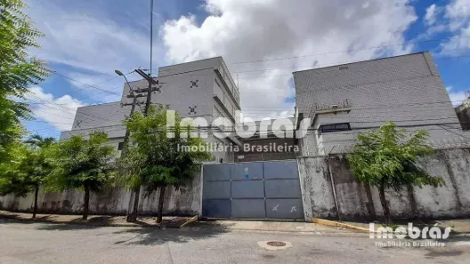 Prédio Comercial para alugar, 1274m² no Vila União, Fortaleza