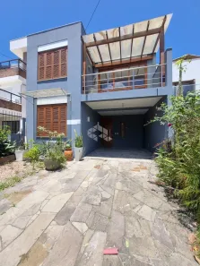 Casa com 4 Quartos à venda, 171m² no Hípica, Porto Alegre