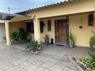 Casa com 3 Quartos à venda, 70m² no Rubem Berta, Porto Alegre