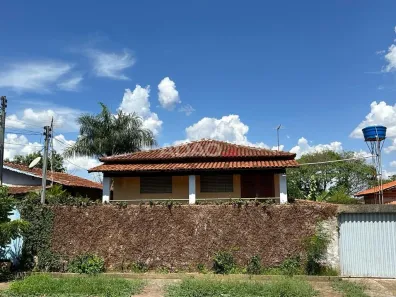 Casa com 4 Quartos à venda, 212m² no Vila Jardim São Judas Tadeu, Goiânia