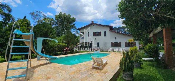 Fazenda/Sítio com 3 Quartos à venda, 300m² no Parque Florestal, São Paulo
