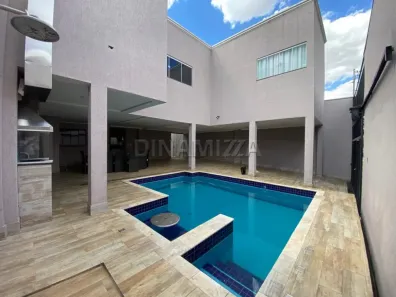 Casa com 5 Quartos à venda, 500m² no Parque das Gameleiras, Uberaba