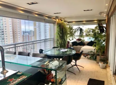 Apartamento com 4 Quartos para alugar, 206m² no Vila Romana, São Paulo
