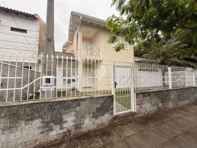 Casa com 3 Quartos para alugar, 210m² no Loteamento Jardim Timbaúva, Gravataí
