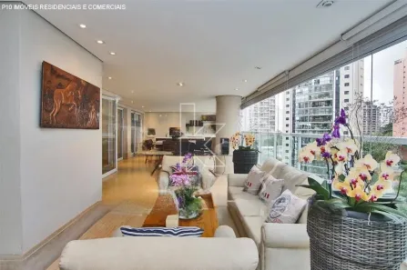 Apartamento com 4 Quartos à venda, 335m² no Vila Uberabinha, São Paulo