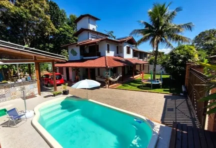 Casa com 4 Quartos para alugar, 500m² no Rio Tavares, Florianópolis