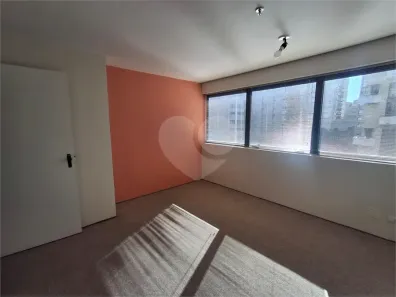 Sala Comercial à venda, 32m² no Sumarezinho, São Paulo