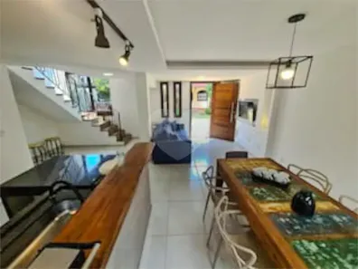 Casa de Condomínio com 2 Quartos à venda, 100m² no Marina, Armação dos Búzios