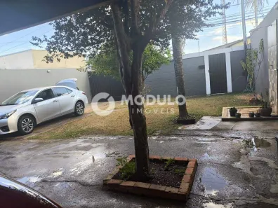Casa com 2 Quartos à venda, 90m² no Jardim Canaã, Uberlândia