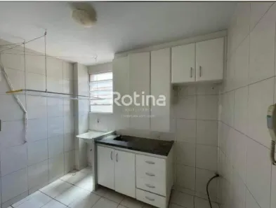 Apartamento com 3 Quartos à venda, 60m² no Brasil, Uberlândia