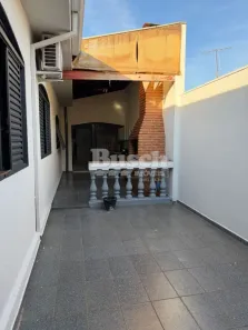 Casa com 3 Quartos à venda, 192m² no Vila Nova Santa Luzia, Bauru