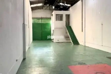 Galpão/Depósito/Armazém para alugar, 282m² no Vila Anastácio, São Paulo