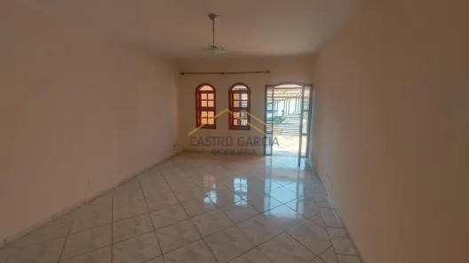 Casa com 3 Quartos para alugar, 139m² no Jardim São Roque, Americana