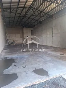 Galpão/Depósito/Armazém à venda, 220m² no Novo Mundo, Uberlândia