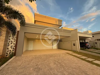 Casa de Condomínio com 3 Quartos à venda, 266m² no Condomínio Belvedere II, Cuiabá