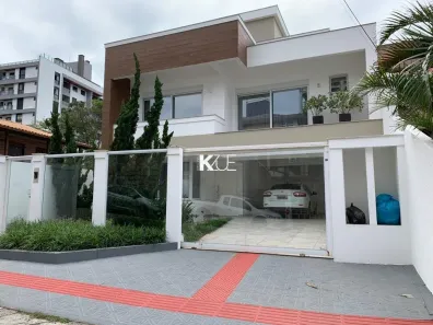 Casa com 3 Quartos à venda, 318m² no Coqueiros, Florianópolis