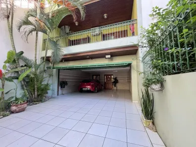 Casa com 3 Quartos à venda, 282m² no Cidade Baixa, Porto Alegre