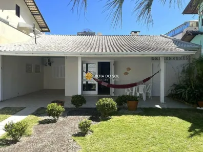 Casa com 3 Quartos à venda, 95m² no Bombas, Bombinhas