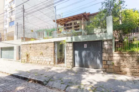 Casa com 3 Quartos à venda, 381m² no Jardim São Pedro, Porto Alegre