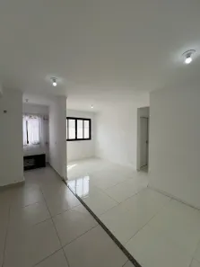 Apartamento com 2 Quartos para alugar, 48m² no Conjunto Habitacional Inocente Vila Nova Júnior, Maringá