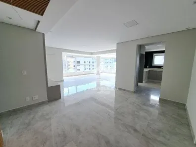 Cobertura com 3 Quartos para alugar, 290m² no Pitangueiras, Guarujá