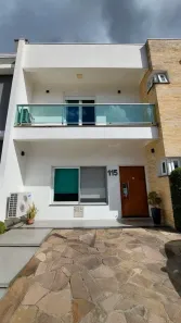 Casa de Condomínio com 3 Quartos à venda, 157m² no Hípica, Porto Alegre