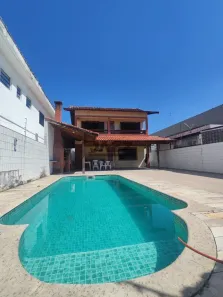Casa com 4 Quartos à venda, 245m² no Solemar, Praia Grande