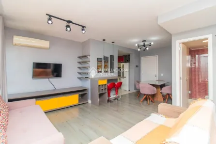 Apartamento com 2 Quartos à venda, 65m² no Camaquã, Porto Alegre