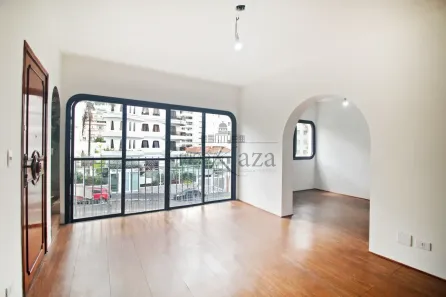 Apartamento com 2 Quartos à venda, 93m² no Aclimação, São Paulo