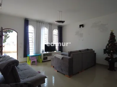 Sobrado com 3 Quartos à venda, 168m² no Vila Lucinda, Santo André