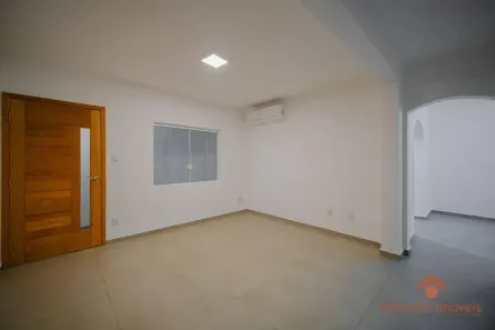 Casa com 3 Quartos à venda, 166m² no Jardim D'Abril, Osasco