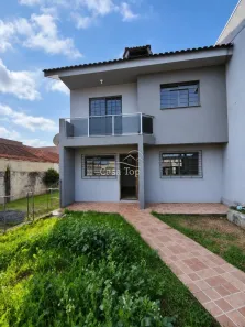 Sobrado com 3 Quartos à venda, 220m² no Uvaranas, Ponta Grossa