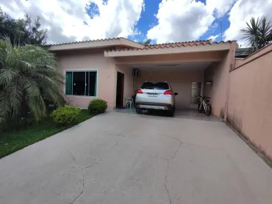 Casa com 3 Quartos à venda, 127m² no Bandeirantes, Londrina